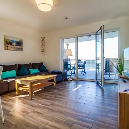 Lagovida Kapitaenskajuete D Am Stoermthaler