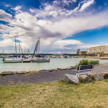 Lagovida Kapitaenskajuete D Am Stoermthaler * Grosspösna